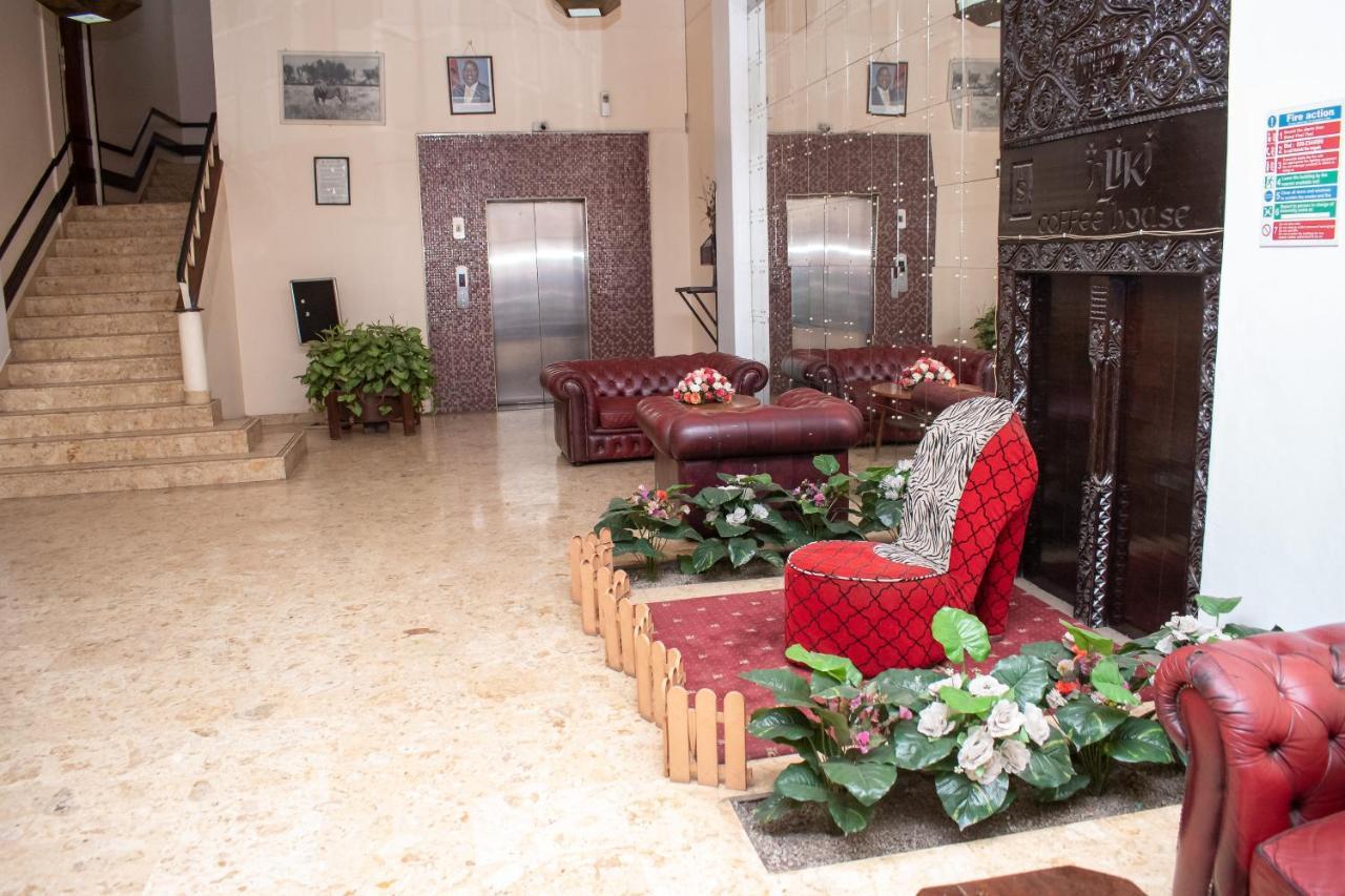 Ambassadeur Hotel Найроби Экстерьер фото